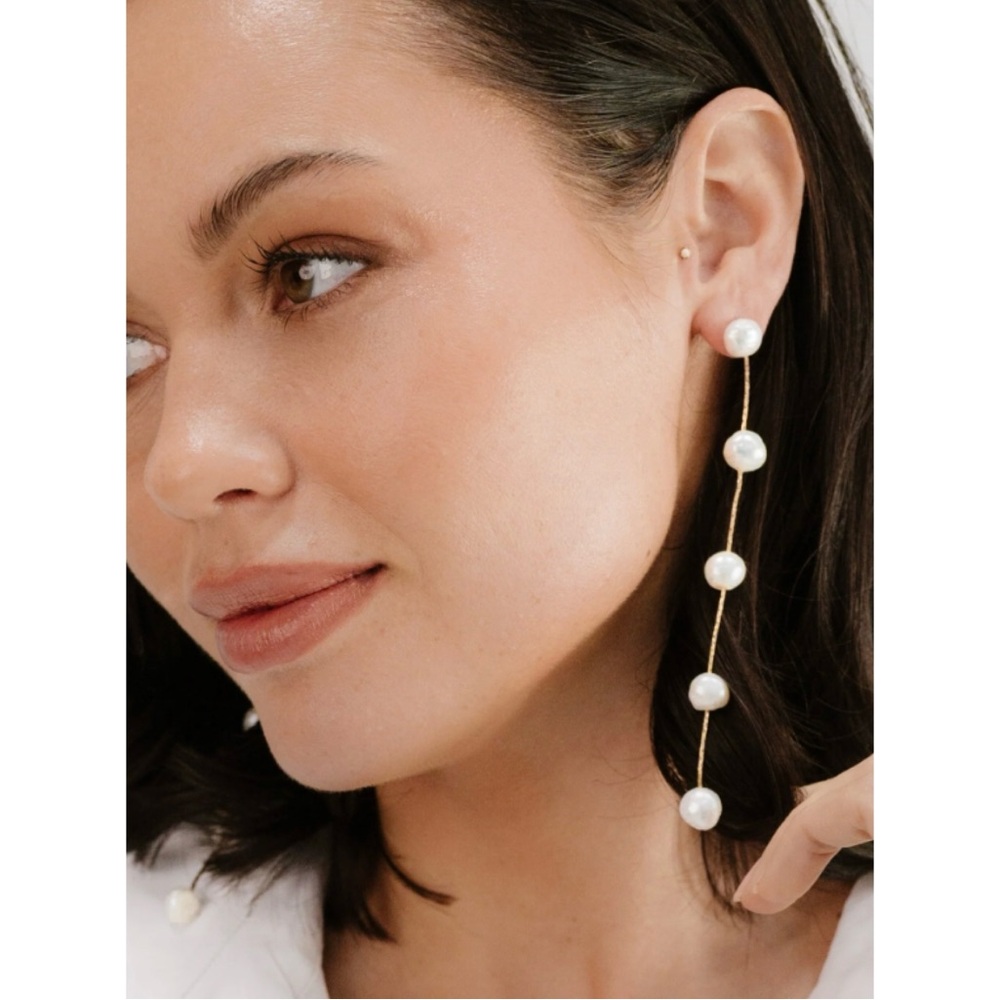Ettika Anthropologie Dripping Pearl Delicate Drop Earrings Wedding Bridal